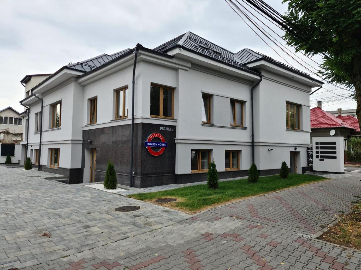 English House Бистрица Экстерьер фото