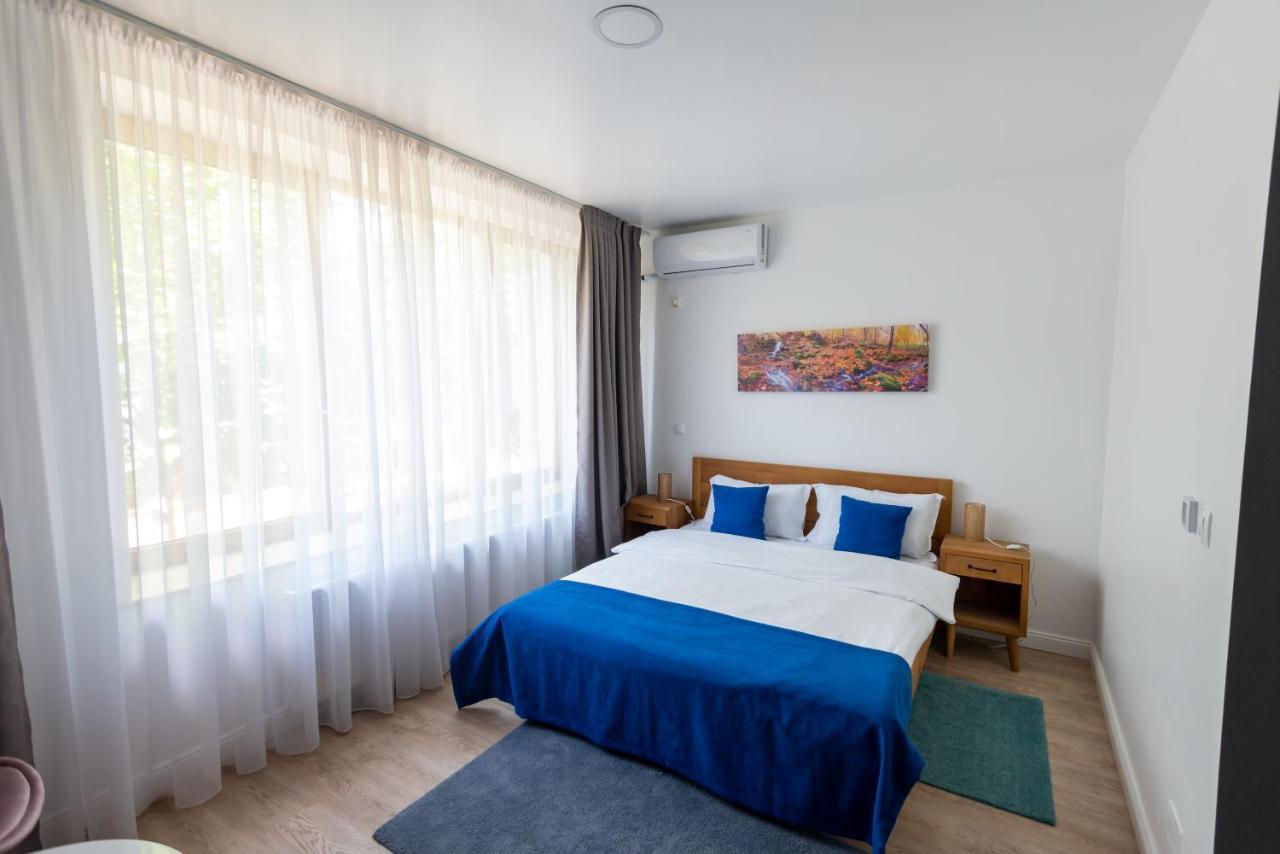 English House Бистрица Экстерьер фото
